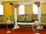 Decor biserica cu plasa cristale