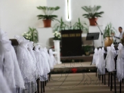 Fonte la scaune biserica