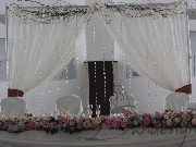 Decor cu flori si crengi