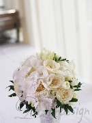 Buchet din flori albe