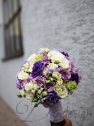 Buchet mireasa din flori mov pastel